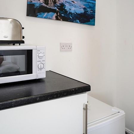 Homesly Guest Rooms, Comfortable En-Suite Guest Rooms With Free Parking And Self Check-In Berwick Upon Tweed Εξωτερικό φωτογραφία