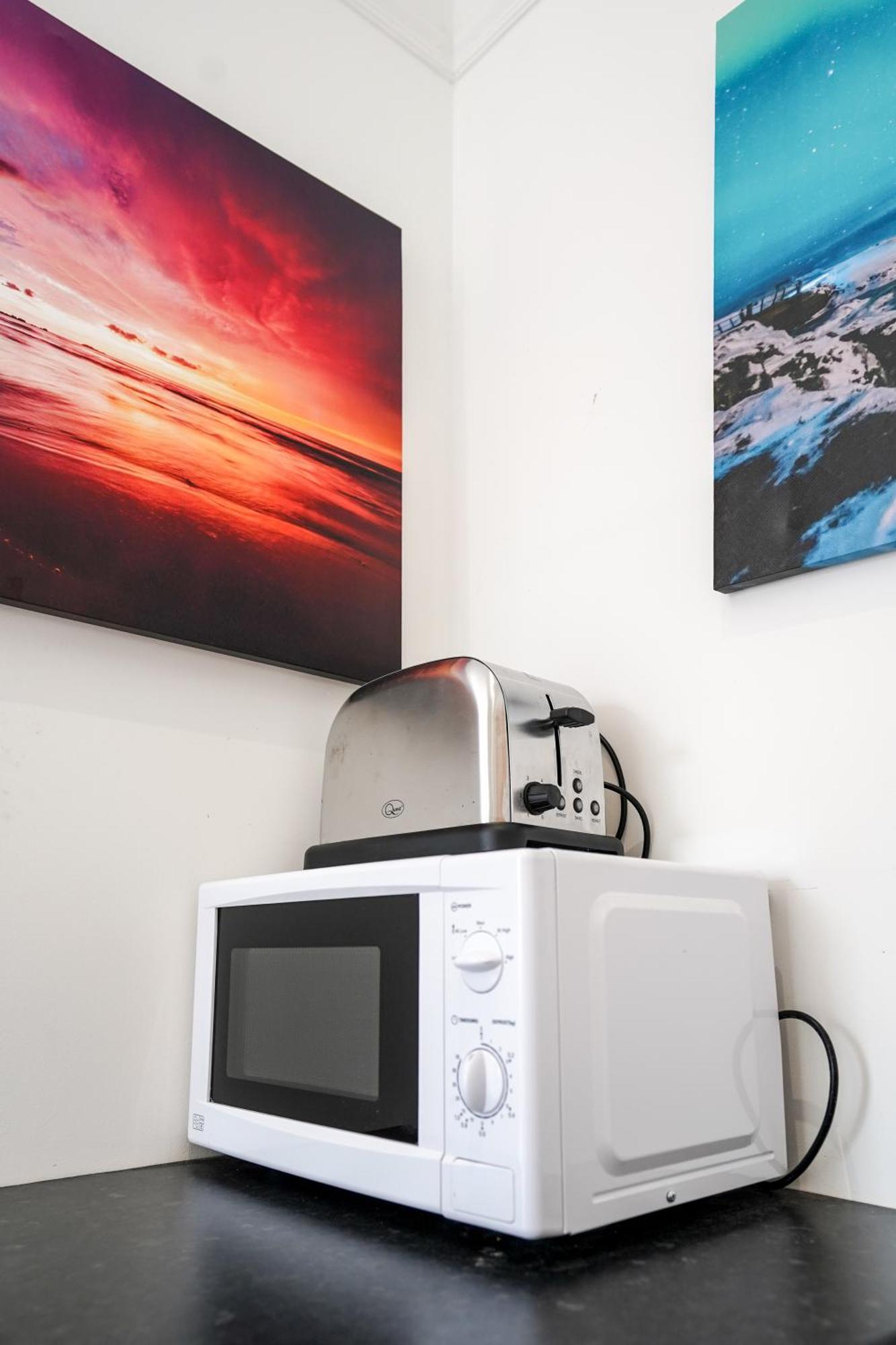 Homesly Guest Rooms, Comfortable En-Suite Guest Rooms With Free Parking And Self Check-In Berwick Upon Tweed Εξωτερικό φωτογραφία