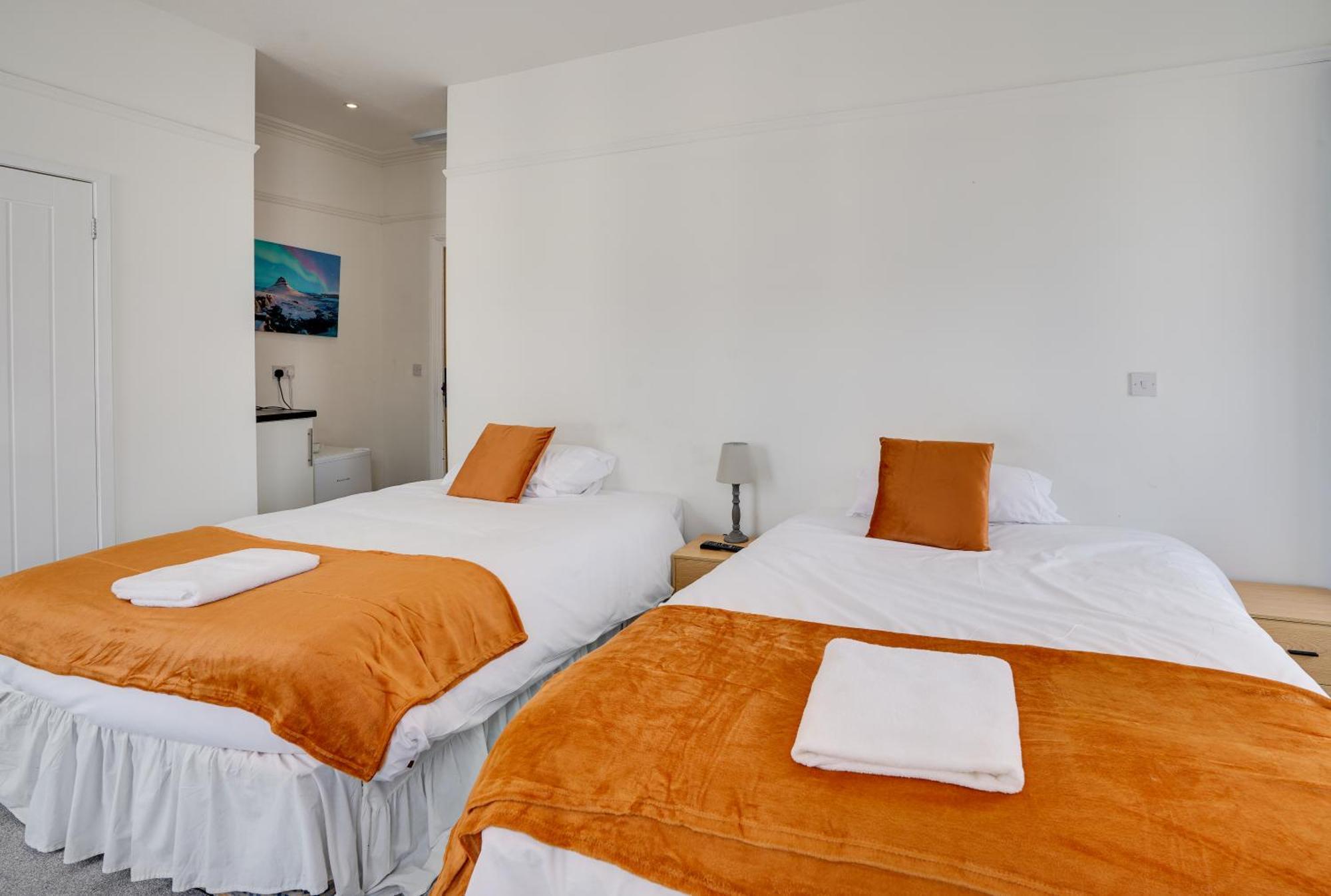 Homesly Guest Rooms, Comfortable En-Suite Guest Rooms With Free Parking And Self Check-In Berwick Upon Tweed Εξωτερικό φωτογραφία